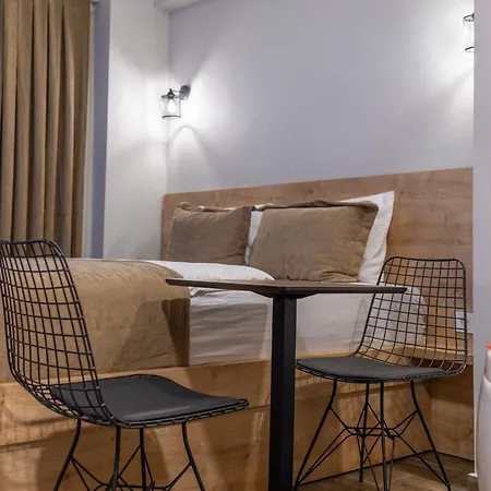 Beys Hotel *